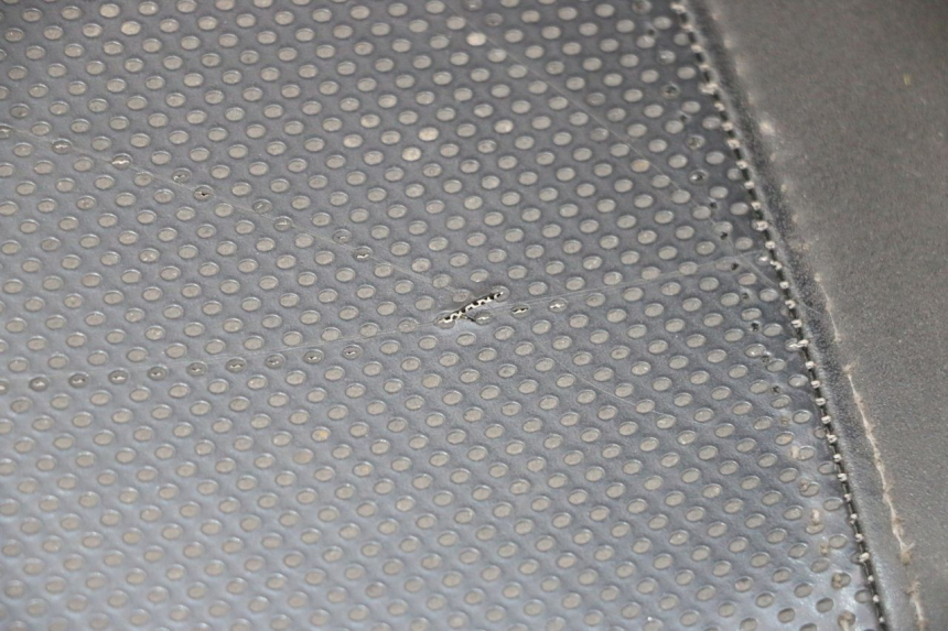 photo de SELLE ANTERIORE PEUGEOT SATELIS 125 (2010 - 2012) - Marcature e riferimenti originali