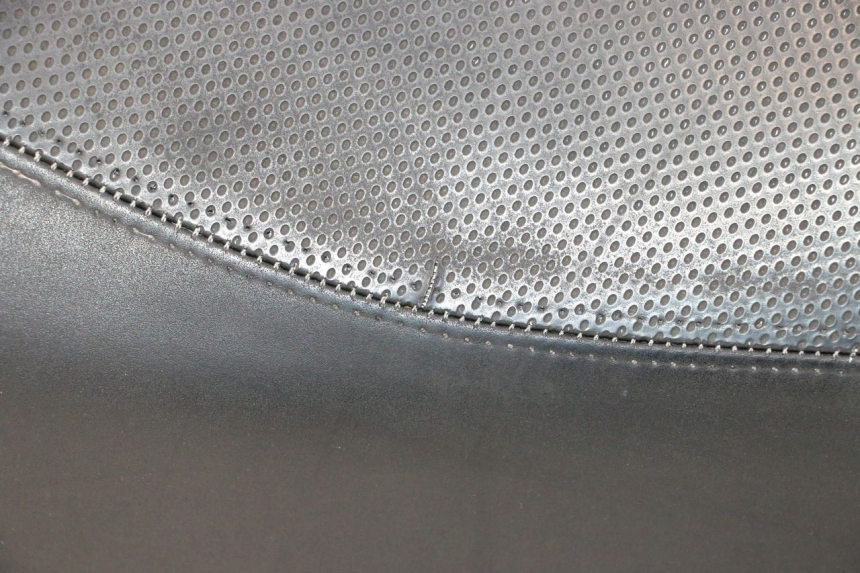 photo de SELLA ANTERIORE PEUGEOT SATELIS 125 (2013 - 2018) - Caratteristiche distintive