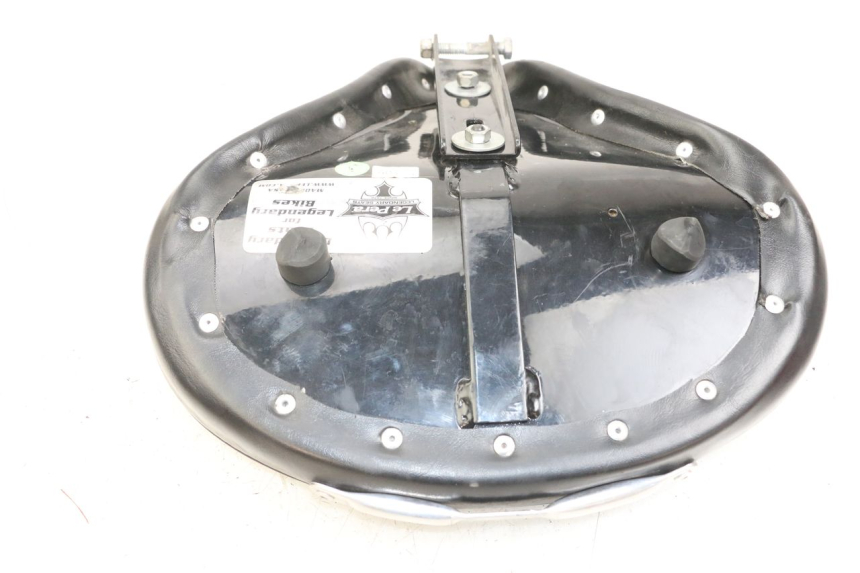 photo de SELLA ANTERIORE HARLEY DAVIDSON SPORTSTER XL CUSTOM 1200 (2003 - 2004) - Altra angolazione