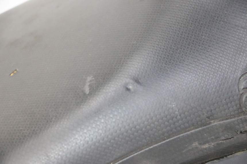 photo de SELLE ANTERIORE APRILIA SR R 2T LC 50 (2018 - 2021) - Stato della superficie e materiale