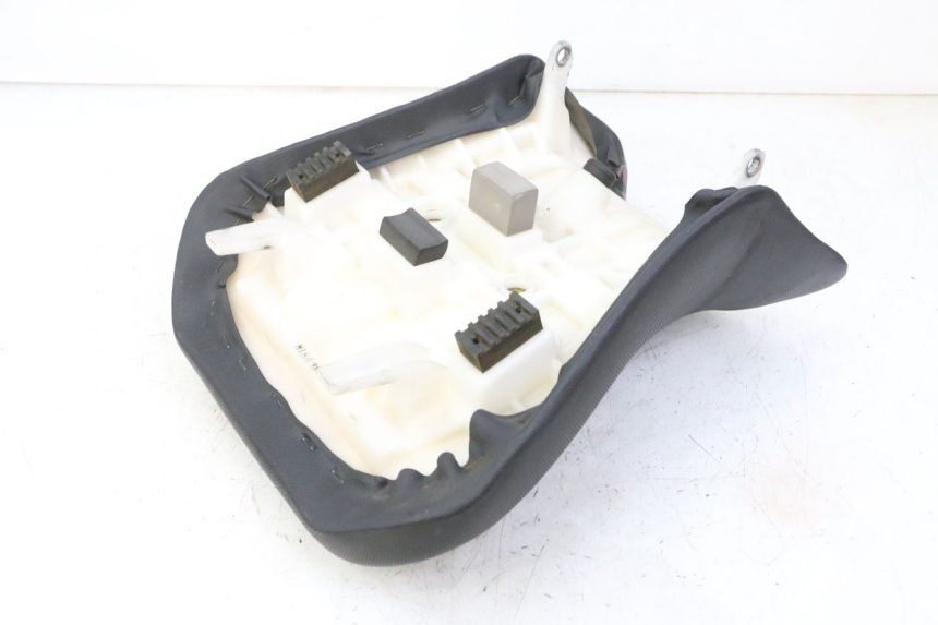 photo de SELLA ANTERIORE SUZUKI SV S 650 (2003 - 2009) - Vista d'insieme del prodotto