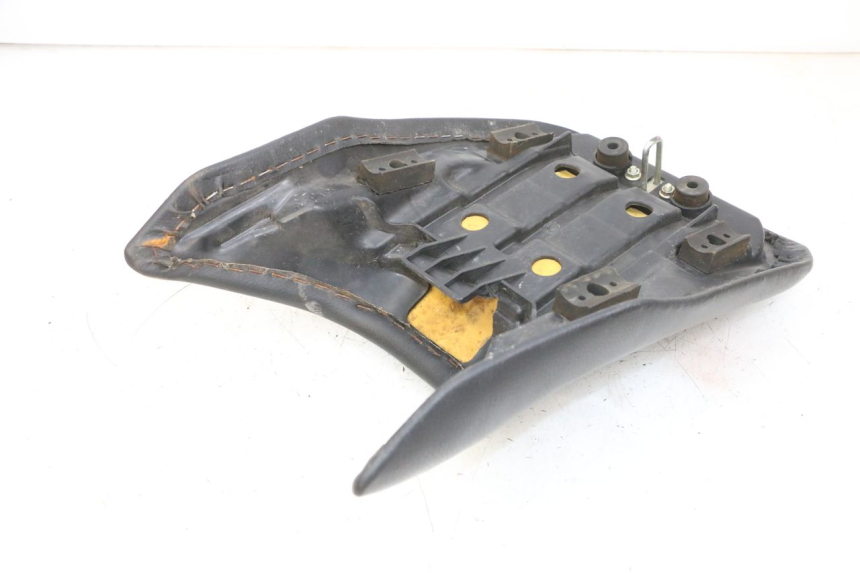 photo de SELLA ANTERIORE DAELIM VJ ROADWIN FI 125 (2008 - 2017) - Primo piano tecnico