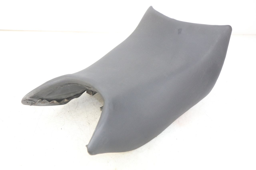 photo de SELLE ANTERIORE SYM WOLF SB 125 (2011 - 2018) - Dettaglio del componente