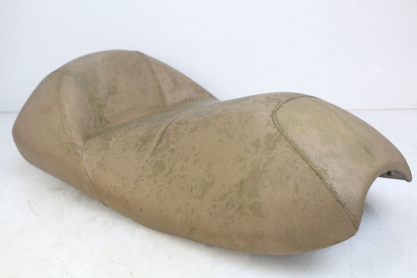 photo de SELLE ANTERIORE YAMAHA YP MAJESTY 400 (2004 - 2008) - Focus sulla struttura