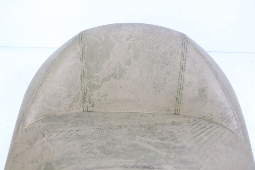 photo de SELLE ANTERIORE YAMAHA YP MAJESTY 400 (2004 - 2008) - Zoom sullo stato d'uso