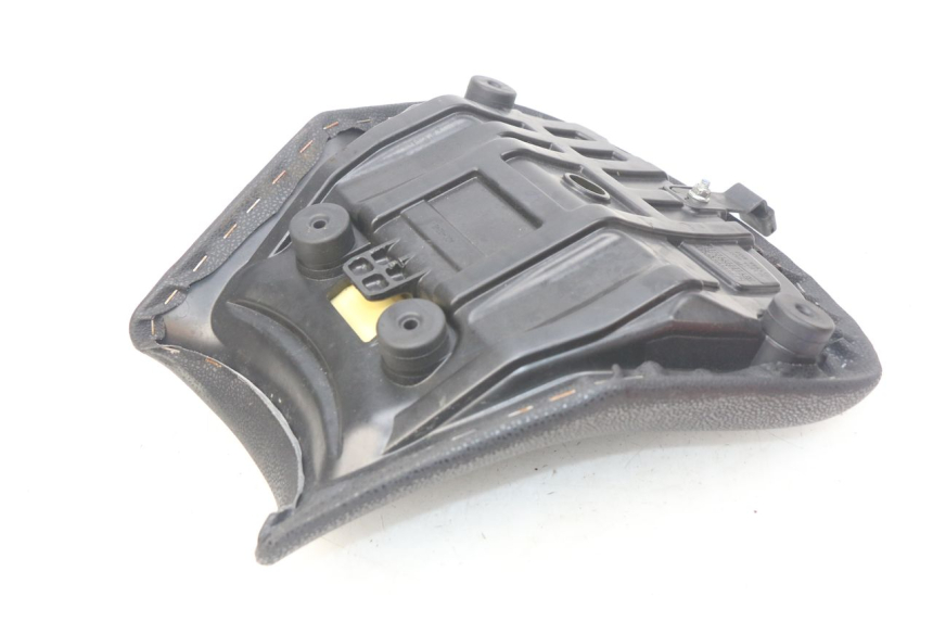 photo de SELLE ANTERIORE KAWASAKI Z 650 (2016 - 2019) - Dettaglio del componente