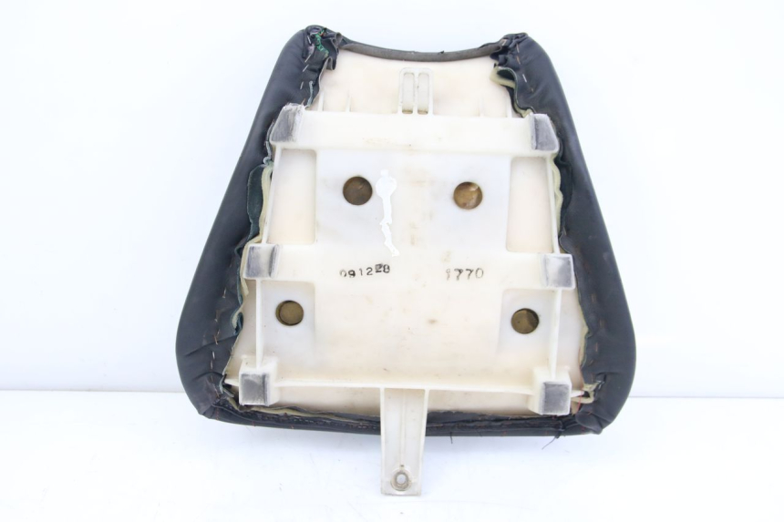 photo de SELLE ANTERIORE KAWASAKI ZX-6R ZX6R 600 (1995 - 1997) - Stato della superficie e materiale