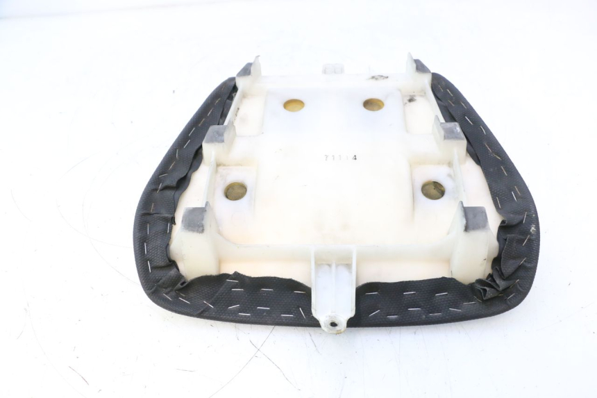 photo de SELLE ANTERIORE KAWASAKI ZX-6R ZX6R 600 (1995 - 1997) - Primo piano tecnico