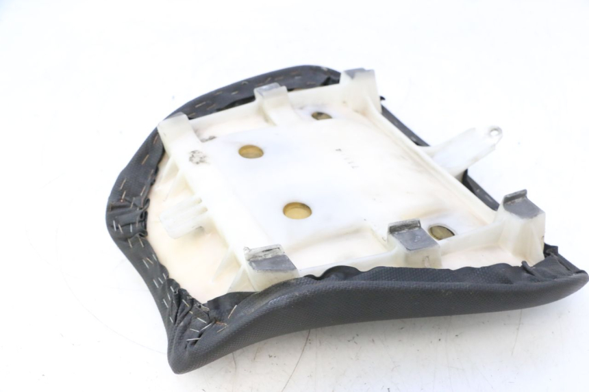 photo de SELLE ANTERIORE KAWASAKI ZX-6R ZX6R 600 (1995 - 1997) - Dettagli dei punti di fissaggio