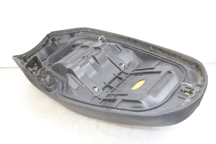 photo de SELLE JONWAY AZTRAL 125 (2008 - 2017) - Zoom sullo stato d'uso