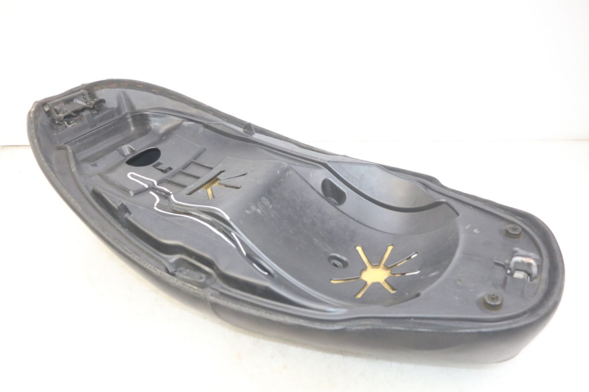 photo de SELLE PIAGGIO BEVERLY 125 (2010 - 2015) - Foto prodotto supplementare