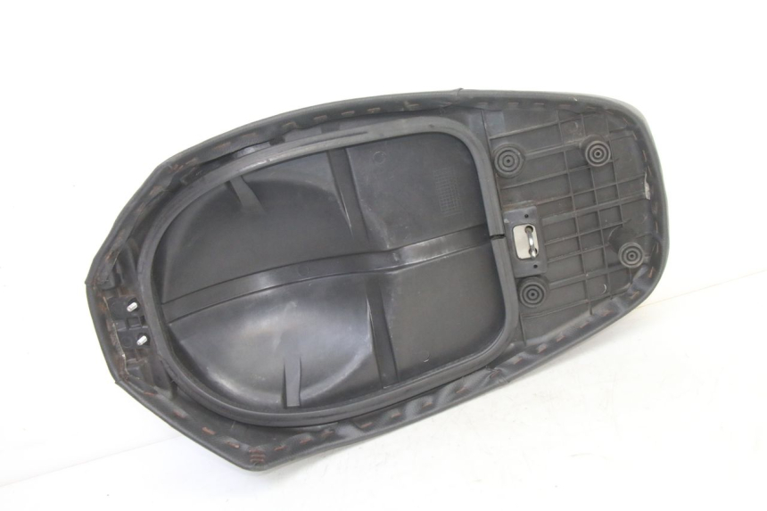 photo de SELLA MBK BOOSTER NEXT GENERATION 50 (1995 - 1998) - Dettagli dei punti di fissaggio