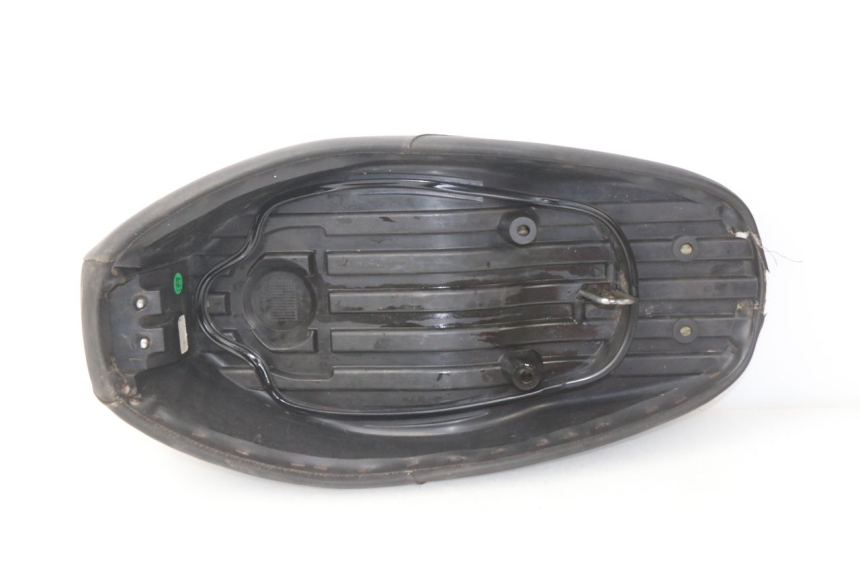 photo de SELLE MBK BOOSTER SPIRIT 50 (2004 - 2017) - Caratteristiche distintive