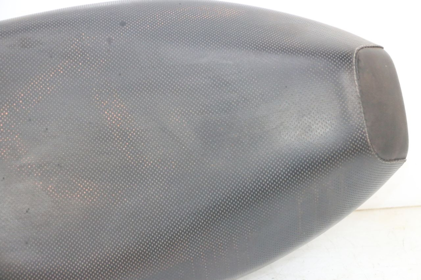 photo de SELLE MBK BOOSTER SPIRIT NAKED 50 (2004 - 2017) - Zoom sullo stato d'uso