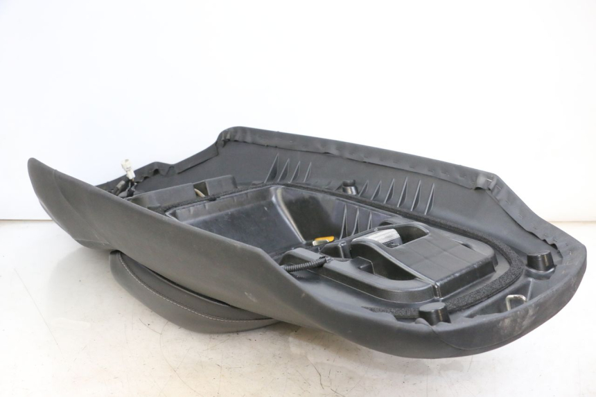 photo de SELLA SUZUKI BURGMAN 650 (2013 - 2020) - Dettaglio del componente