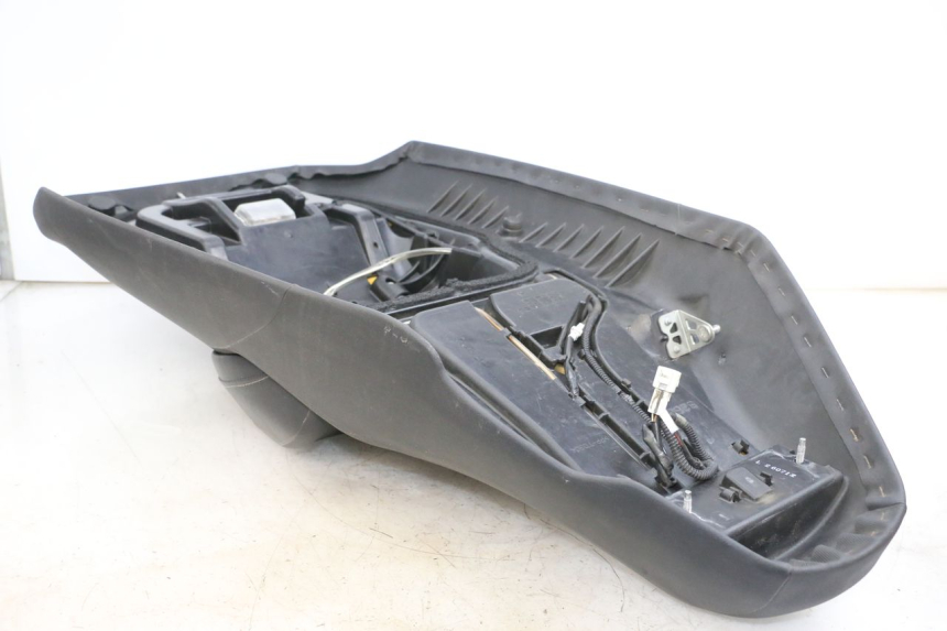 photo de SELLA SUZUKI BURGMAN 650 (2013 - 2020) - Altra angolazione