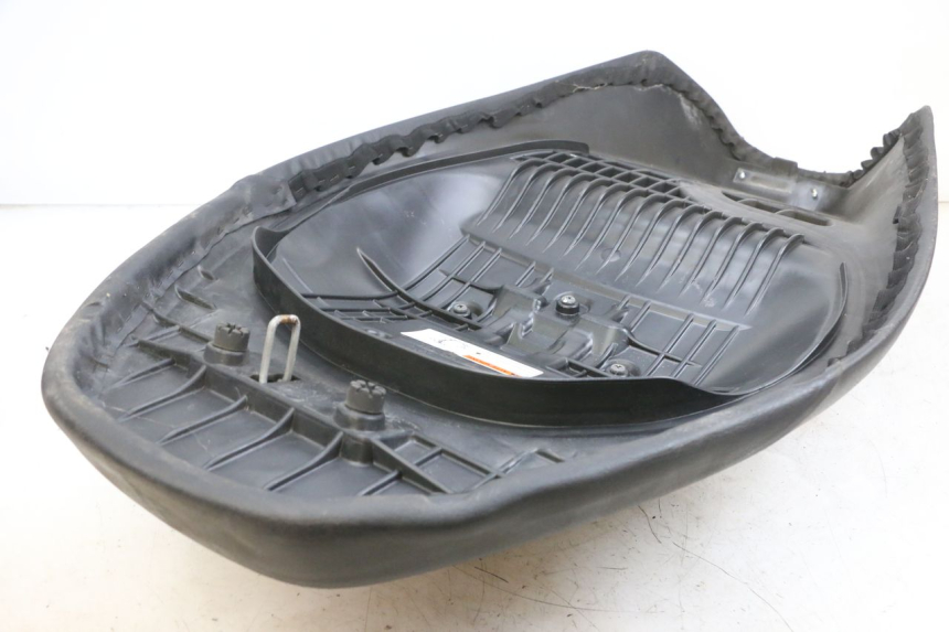 photo de SELLE SUZUKI BURGMAN 125 (2007 - 2014) - Primo piano tecnico