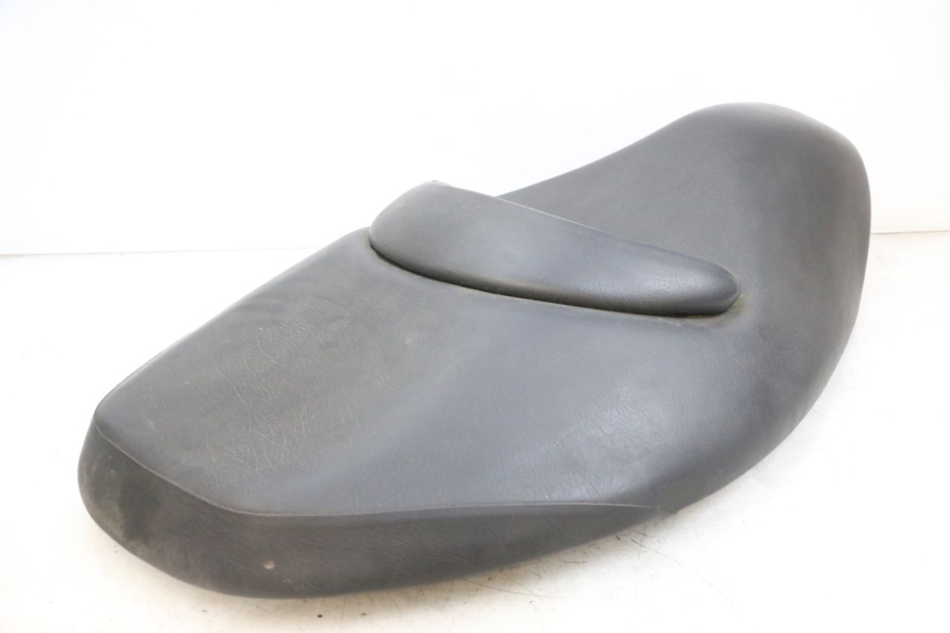 photo de SELLE SUZUKI BURGMAN 125 (2007 - 2014) - Stato della superficie e materiale