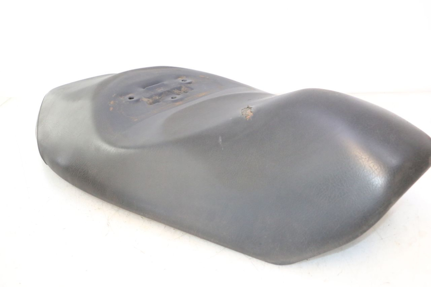 photo de SELLE SUZUKI BURGMAN 125 (2007 - 2014) - Dettagli dei punti di fissaggio