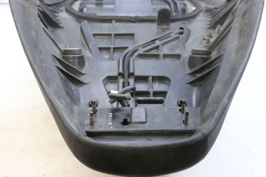 photo de SELLA SUZUKI BURGMAN EXECUTIVE ABS 650 (2006 - 2012) - Ispezione visiva dettagliata