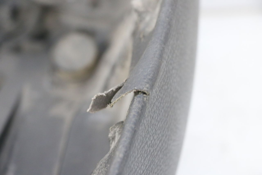 photo de SELLA SUZUKI BURGMAN EXECUTIVE ABS 650 (2006 - 2012) - Zoom sullo stato d'uso