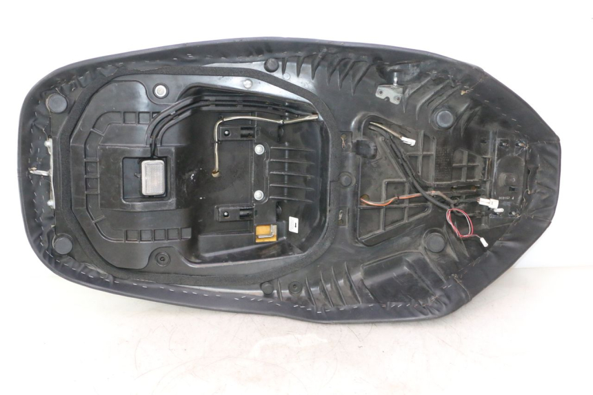 photo de SELLA SUZUKI BURGMAN EXECUTIVE ABS 650 (2006 - 2012) - Vista d'insieme del prodotto