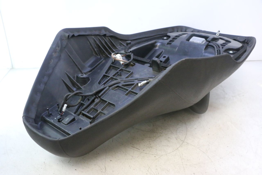 photo de SELLA SUZUKI BURGMAN EXECUTIVE ABS 650 (2006 - 2012) - Zoom qualità usato