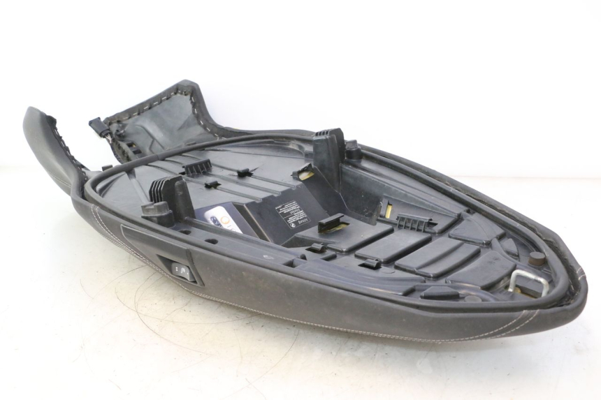 photo de SELLA BMW C SPORT 650 (2015 - 2021) - Ricambio usato controllato
