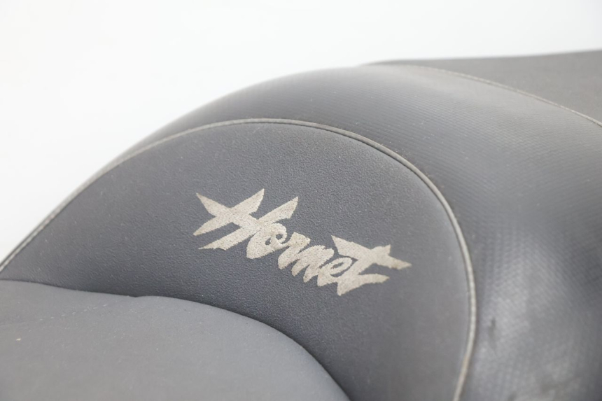 photo de SELLA HONDA CB F HORNET 600 (2005 - 2006) - Ricambio usato controllato