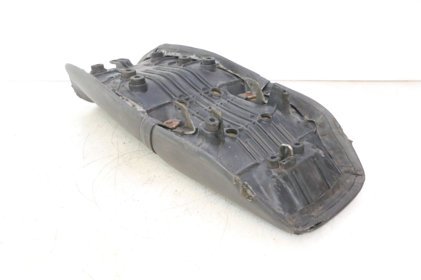 photo de SELLA HONDA CB TWO FIFTY 250 (1991 - 2002) - Dettaglio del componente