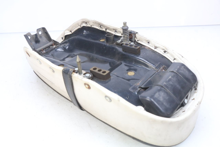 photo de SELLE TNT MOTOR CITY 50 (2007 - 2018) - Primo piano tecnico