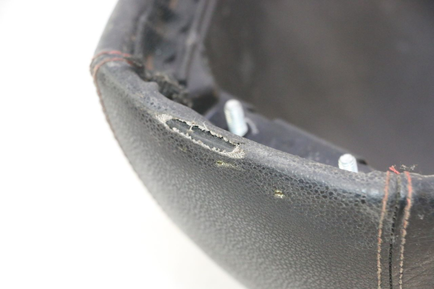 photo de SELLE PEUGEOT CITYSTAR 2T 50 (2018 - 2021) - Stato della superficie e materiale