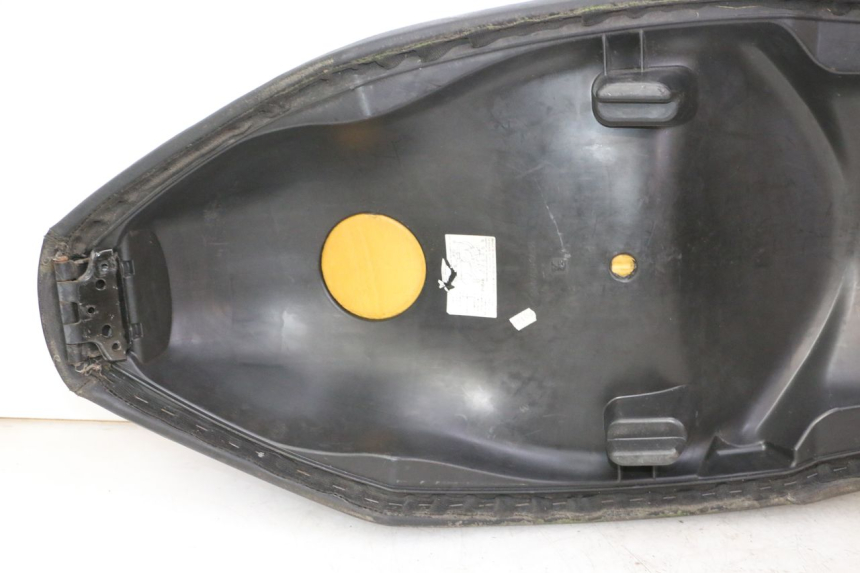 photo de SELLE PEUGEOT CITYSTAR 50 (2013 - 2017) - Zoom sui componenti