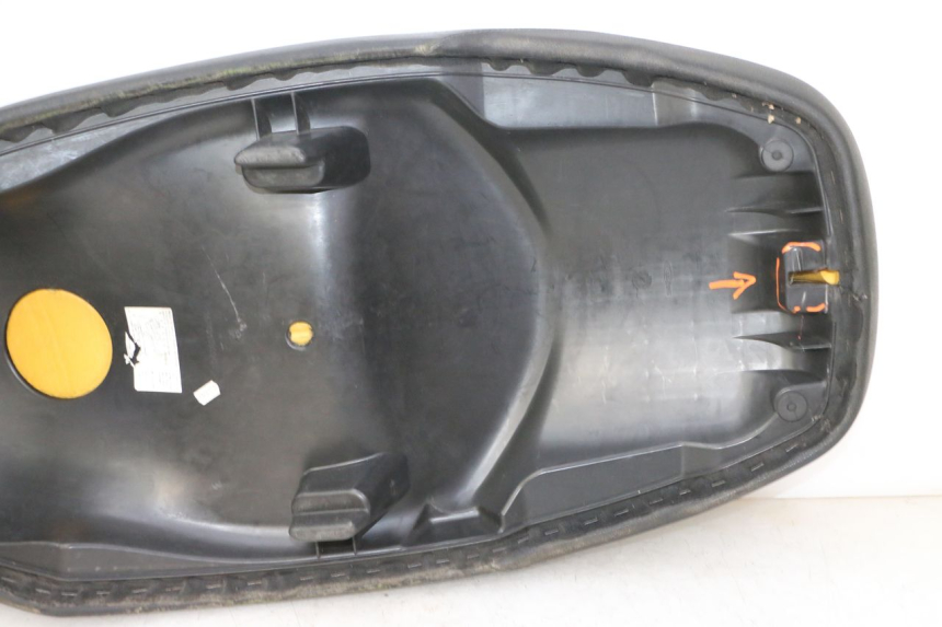 photo de SELLE PEUGEOT CITYSTAR 50 (2013 - 2017) - Primo piano ad alta risoluzione