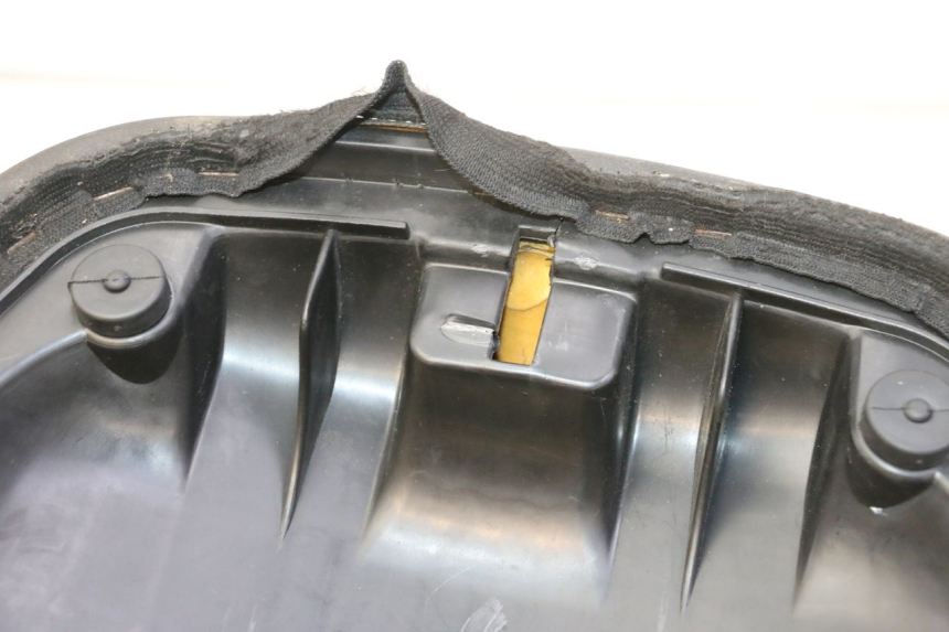 photo de SELLE PEUGEOT CITYSTAR 50 (2013 - 2017) - Zoom sullo stato d'uso