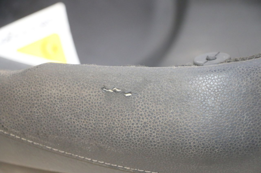 photo de SELLE PEUGEOT CITYSTAR 50 (2013 - 2017) - Stato della superficie e materiale