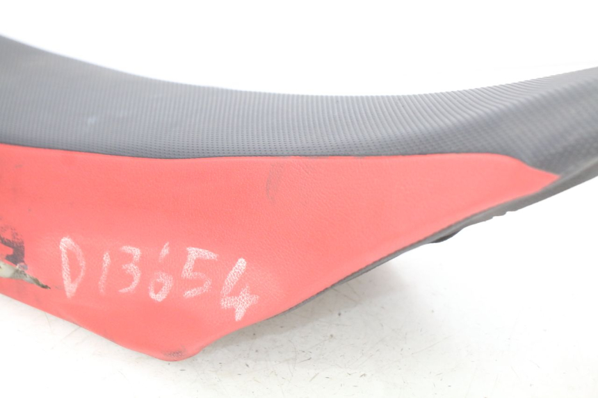 photo de SELLE HONDA CRF CR-F 450 (2005 - 2008) - Primo piano ad alta risoluzione