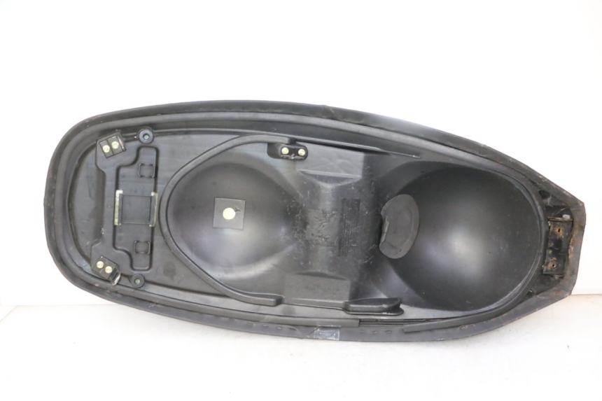 photo de SELLE KYMCO DINK STREET 125 (2009 - 2014) - Primo piano ad alta risoluzione