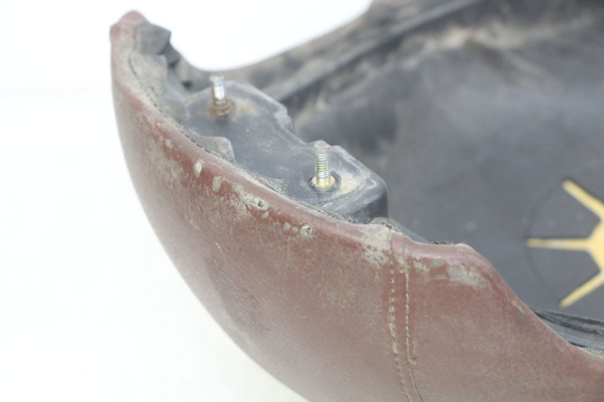 photo de SELLE PEUGEOT DJANGO 4T 50 (2014 - 2019) - Zoom sullo stato d'uso