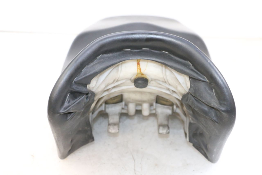 photo de SELLA SUZUKI DL V STROM 1000 (2002 - 2007) - Dettagli dei punti di fissaggio