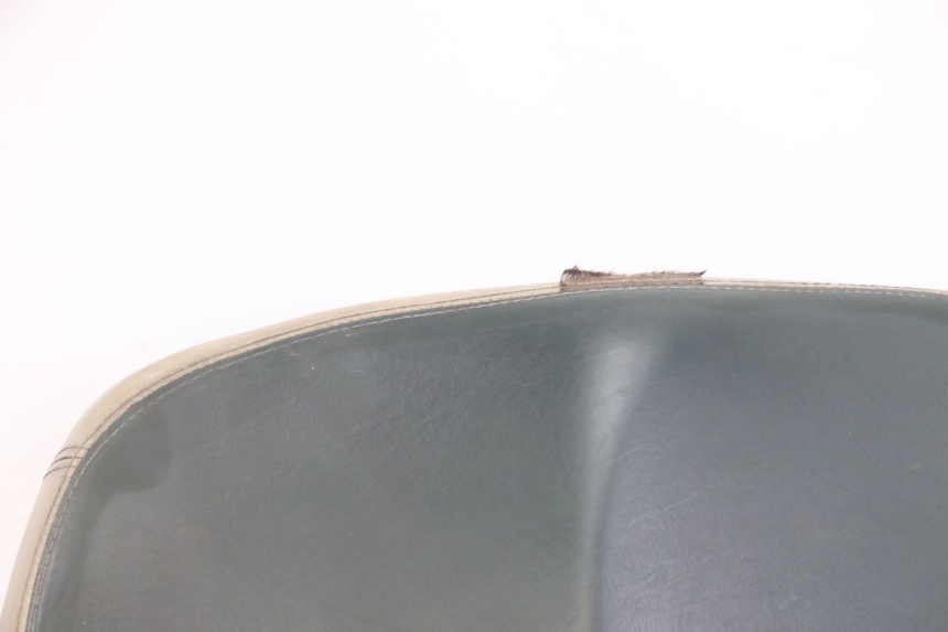 photo de SELLE PEUGEOT ELYSEO 125 (1999 - 2004) - Panoramica del profilo