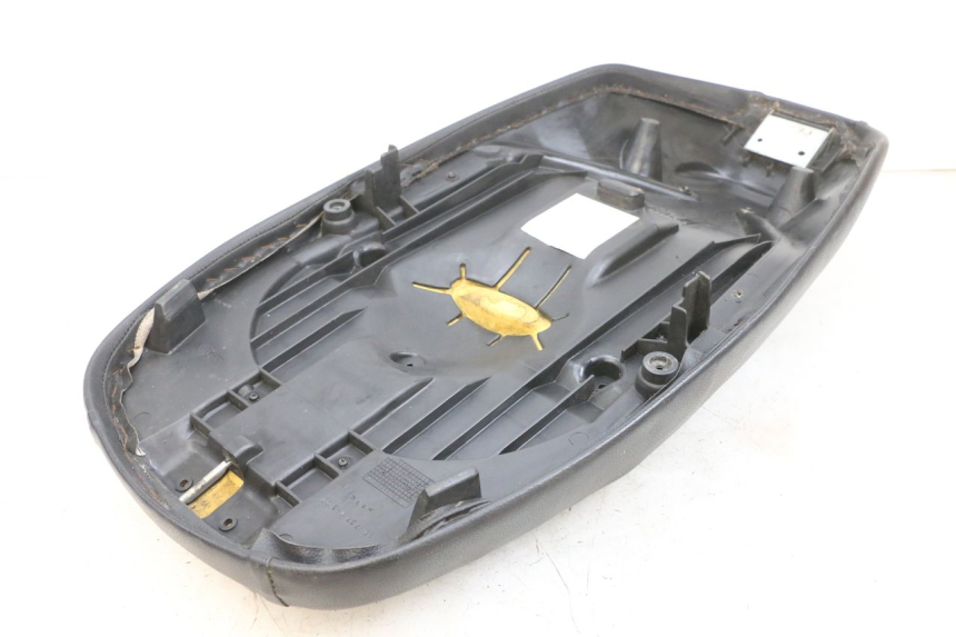 photo de SELLE PEUGEOT ELYSEO 125 (1999 - 2004) - Primo piano tecnico