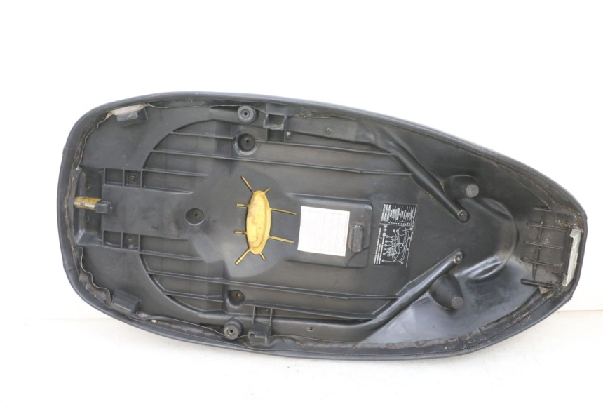 photo de SELLE PEUGEOT ELYSEO 125 (1999 - 2004) - Ricambio usato controllato