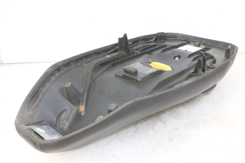 photo de SELLA PEUGEOT ELYSTAR 125 (2002 - 2007) - Altra angolazione