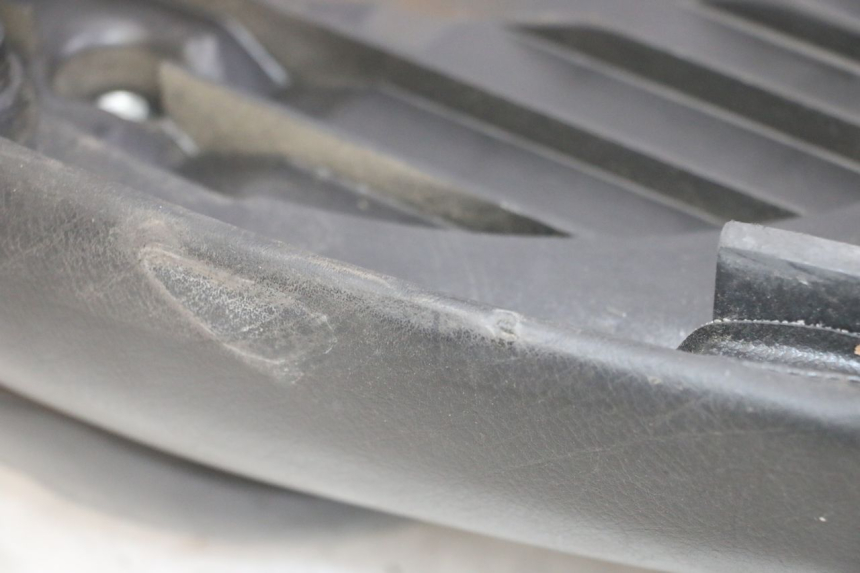 photo de SELLA PEUGEOT ELYSTAR 125 (2002 - 2007) - Primo piano tecnico