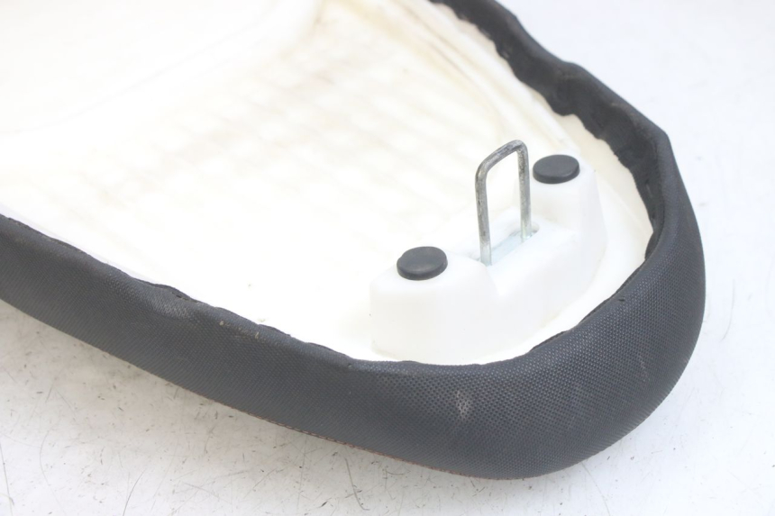 photo de SELLE JM MOTORS EVOLIS 4T 50 (2018 - 2022) - Primo piano tecnico