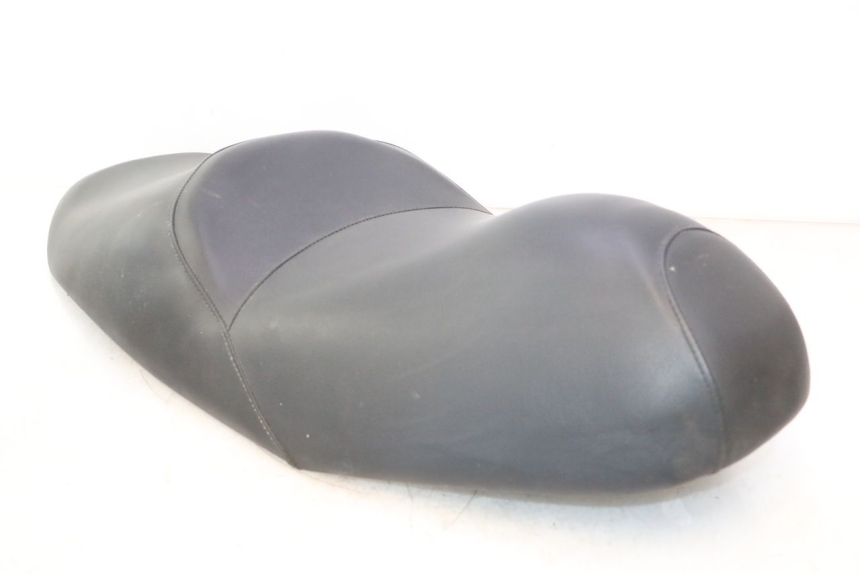 photo de SELLE HONDA FES PANTHEON 2T 125 (1998 - 2002) - Angolazione alternativa