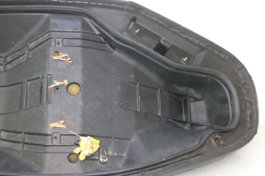 photo de SELLE HONDA FES PANTHEON 2T 125 (1998 - 2002) - Vista d'insieme del prodotto