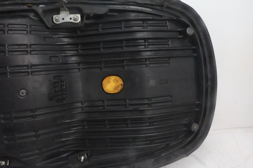 photo de SELLE HONDA FES PANTHEON 125 (2003 - 2007) - Primo piano tecnico