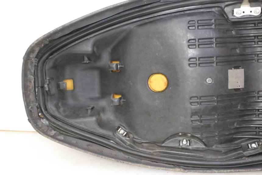 photo de SELLE HONDA FES S-WING SWING ABS 125 (2007 - 2015) - Foto prodotto supplementare